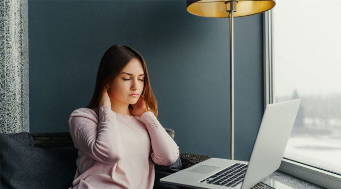 ปวดต้นคอ